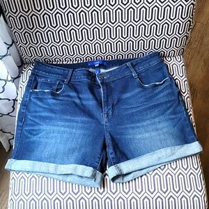 APT 9 JEAN SHORTS